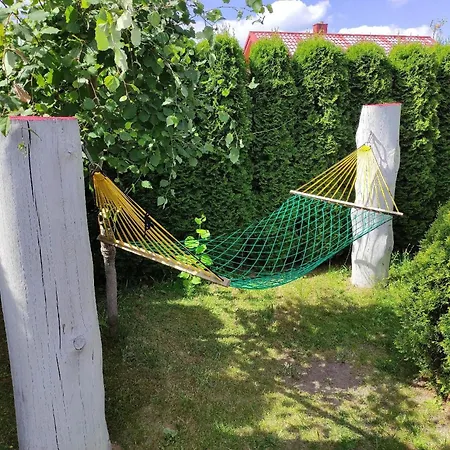 Дом отдыха Modernes In Biebrowo Mit Grill, Garten Und Terrasse