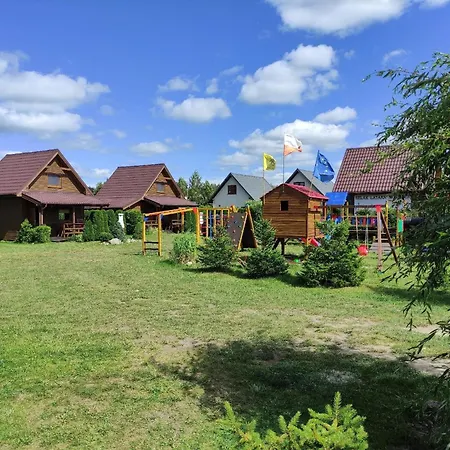 Modernes In Biebrowo Mit Grill, Garten Und Terrasse Копалино